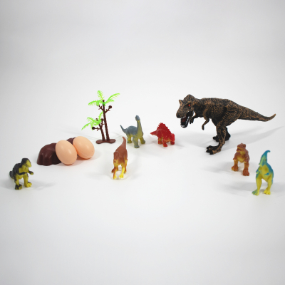 RODZINKA DINOZAURÓW + AKCESORIA