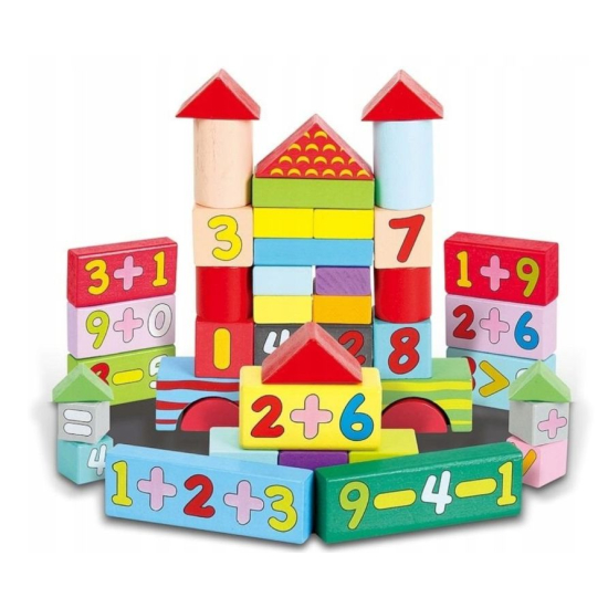Kolorowe drewniane klocki z działaniami matematycznymi