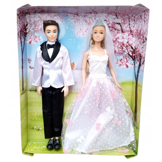 Lalka pan młody w garniturze i muszce 30 cm