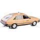 Metalowy Polonez Taxi PRL – realistyczne detale nadwozia